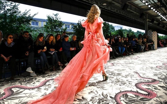Греция не разрешила Gucci проводить показ в Акрополе Греция не разрешила Gucci проводить показ в Акрополе