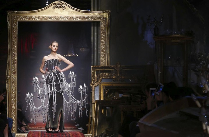Moschino осень-зима 2016 Moschino осень-зима 2016