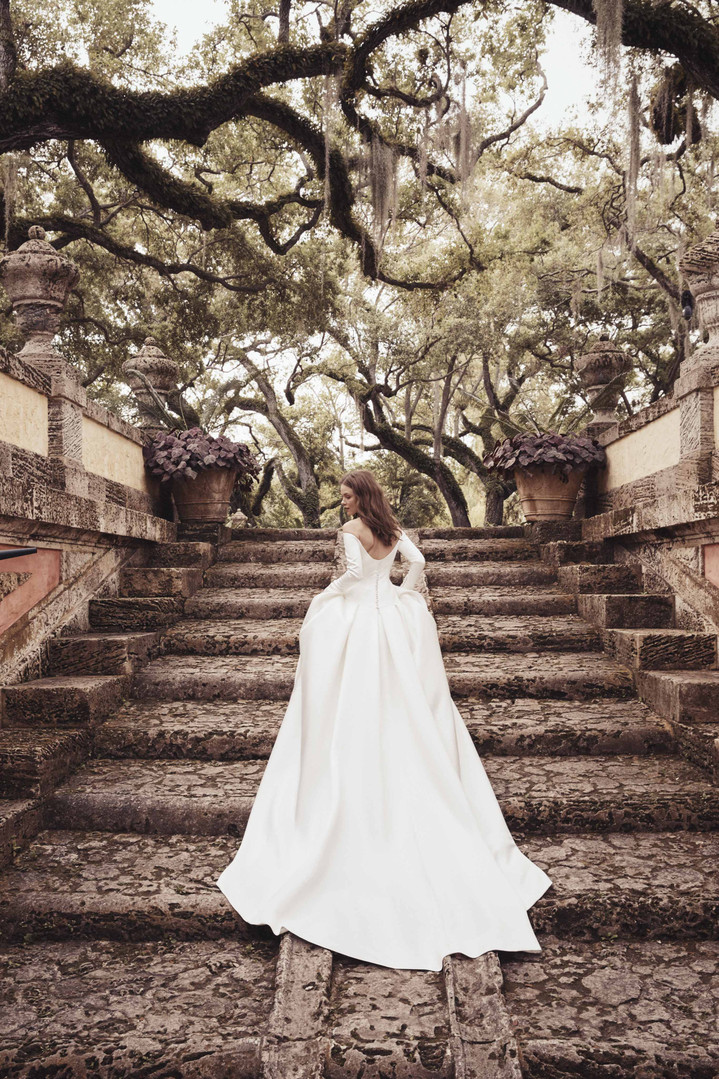 Monique Lhuillier Bridal весна-лето 2020 Monique Lhuillier Bridal весна-лето 2020