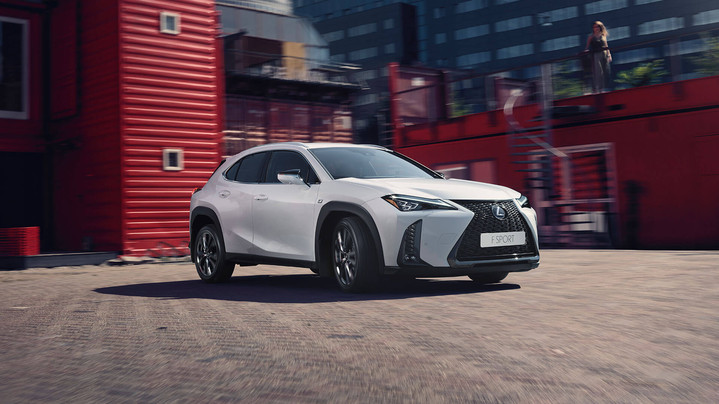 Lexus UX200: тест-драйв FashionTime.ru Lexus UX200: тест-драйв FashionTime.ru