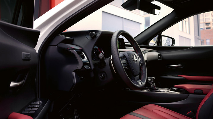 Lexus UX200: тест-драйв FashionTime.ru Lexus UX200: тест-драйв FashionTime.ru