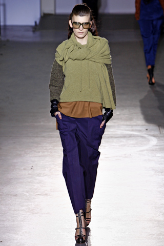 Модные вязаные свитера 2012 для вас искала Виктория Счастливая