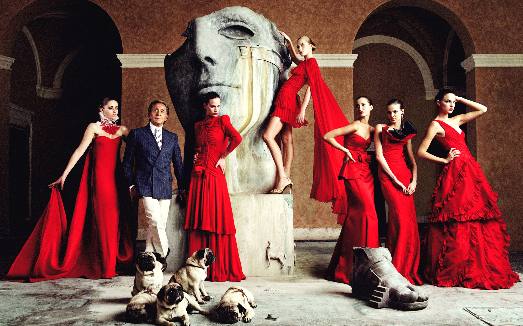 Фото: Презентация новой коллекции Valentino пройдет в театре Piccolo 
