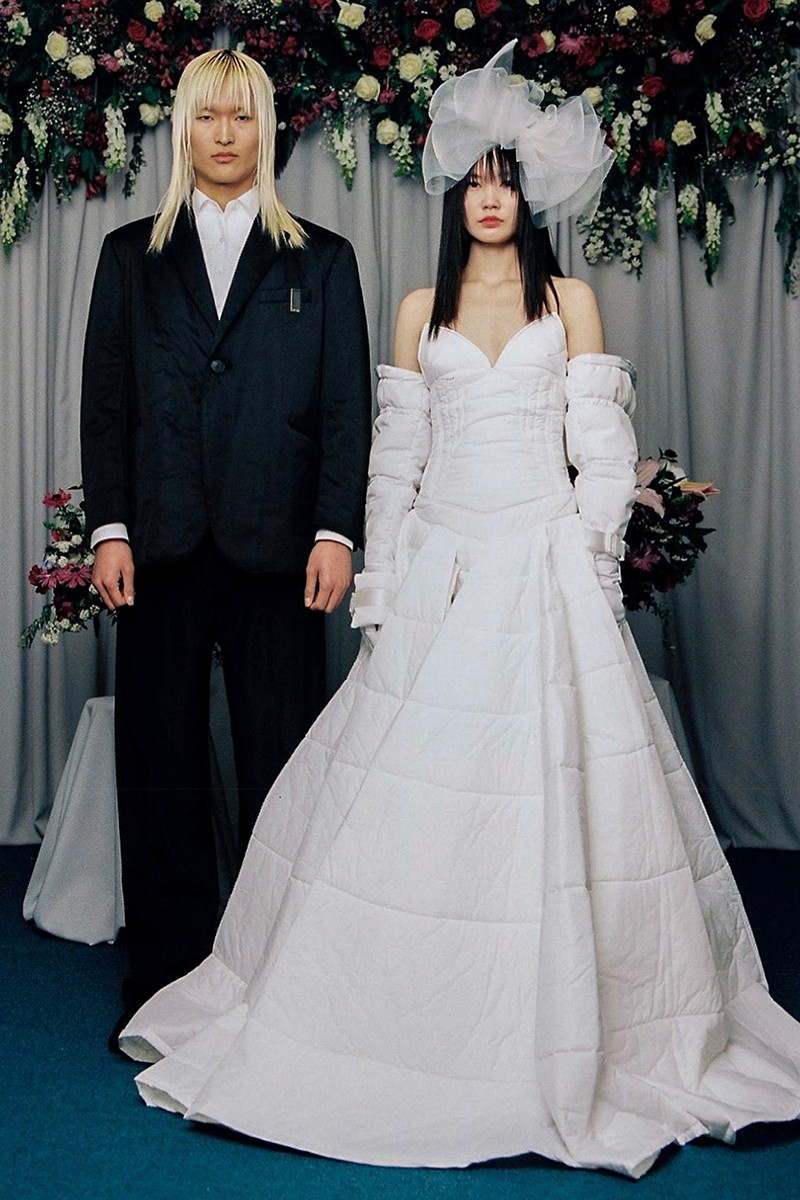 Фото: Корейский бренд Su Gi представили свою модную версию свадебного гардероба