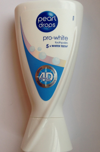 Отбеливающая зубная паста Pro-White 4D, Pearl Drops Отбеливающая зубная паста Pro-White 4D, Pearl Drops