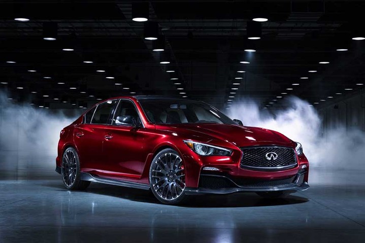 Infiniti Q50 Eau Rouge Infiniti Q50 Eau Rouge