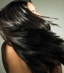 10 средств для укрепления волос после зимы