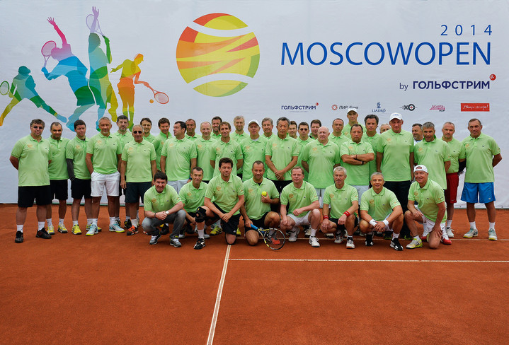 Участники благотворительного теннисного турнира «Moscow open by ГОЛЬФСТРИМ»