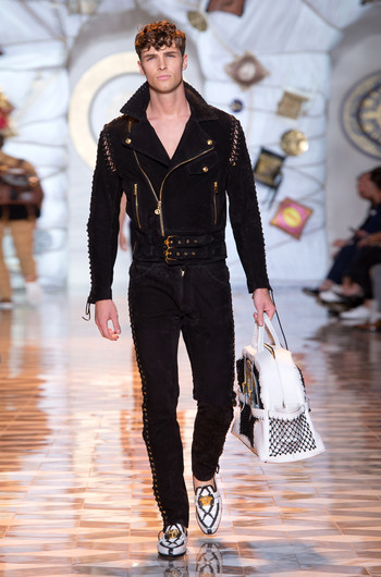 Versace, - 2015