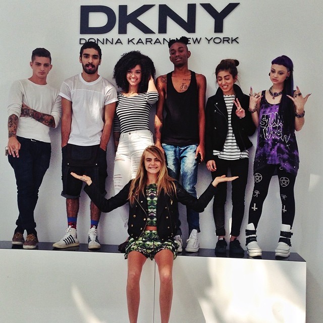 Предприимчивая Кара Делевинь сделала коллекцию для DKNY Предприимчивая Кара Делевинь сделала коллекцию для DKNY