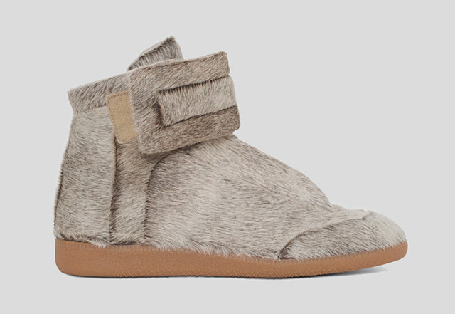 Эксклюзив для Канье Уэста: меховые кроссовки Margiela Эксклюзив для Канье Уэста: меховые кроссовки Margiela
