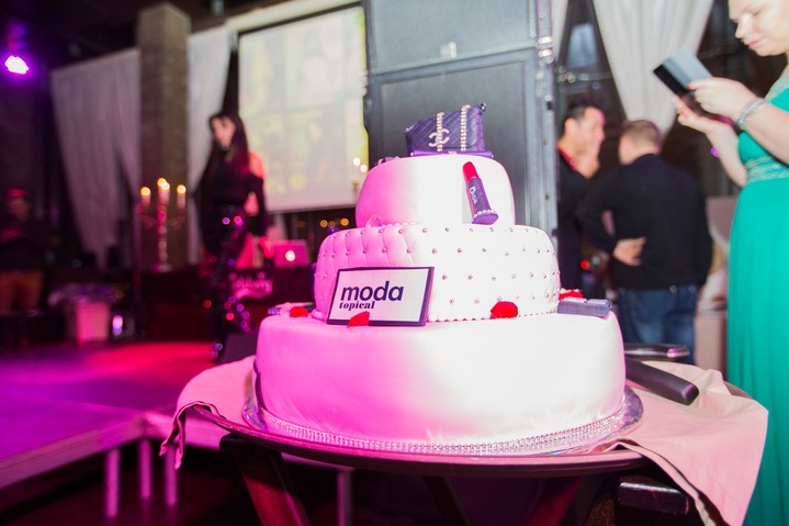 Прорыв Года 2014 от журнала Moda topical Прорыв Года 2014 от журнала Moda topical