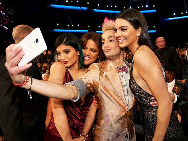 AMA 2014: красная дорожка AMA 2014: красная дорожка