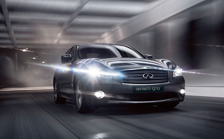 Infiniti Q70: тест-драйв Infiniti Q70: тест-драйв