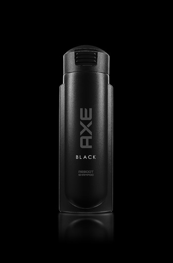 Подарки на 23 февраля: новая серия AXE Black Подарки на 23 февраля: новая серия AXE Black