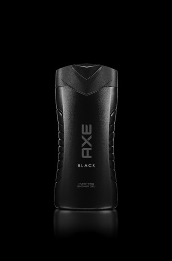 Подарки на 23 февраля: новая серия AXE Black Подарки на 23 февраля: новая серия AXE Black