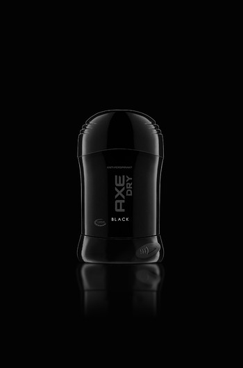 Подарки на 23 февраля: новая серия AXE Black Подарки на 23 февраля: новая серия AXE Black