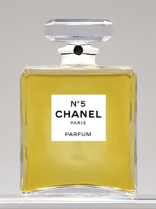 «Дизайн. Почему это шедевр»: Флакон духов Chanel №5