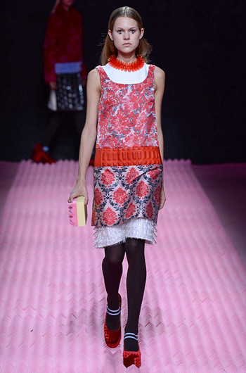 Mary Katrantzou осень-зима 2015/16: Неделя моды в Лондоне Mary Katrantzou осень-зима 2015/16: Неделя моды в Лондоне
