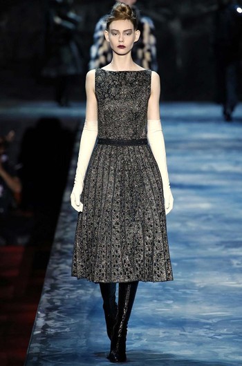 Marc Jacobs Осень-Зима 2015/16: Неделя моды в Нью-Йорке Marc Jacobs Осень-Зима 2015/16: Неделя моды в Нью-Йорке