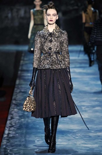 Marc Jacobs Осень-Зима 2015/16: Неделя моды в Нью-Йорке Marc Jacobs Осень-Зима 2015/16: Неделя моды в Нью-Йорке