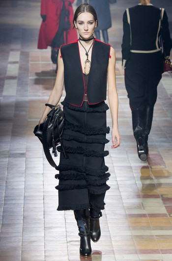 Lanvin осень-зима 2015/16: Неделя моды в Париже Lanvin осень-зима 2015/16: Неделя моды в Париже