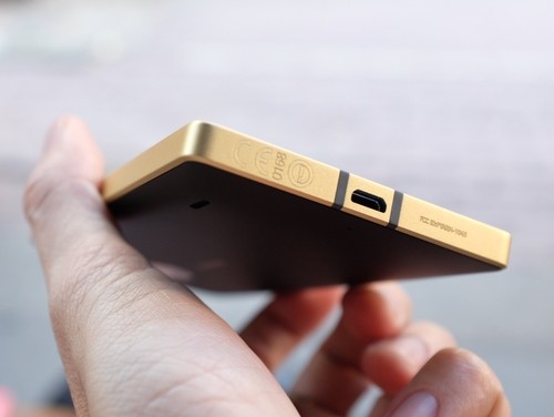 Lumia 930 Gold 