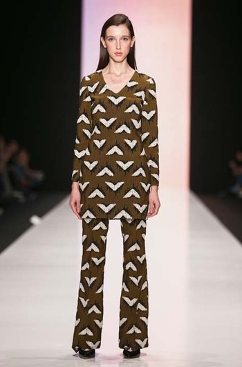 Yasya Minochkina осень-зима 2015/16: Mercedes-Benz Fashion Week Russia Yasya Minochkina осень-зима 2015/16: Mercedes-Benz Fashion Week Russia