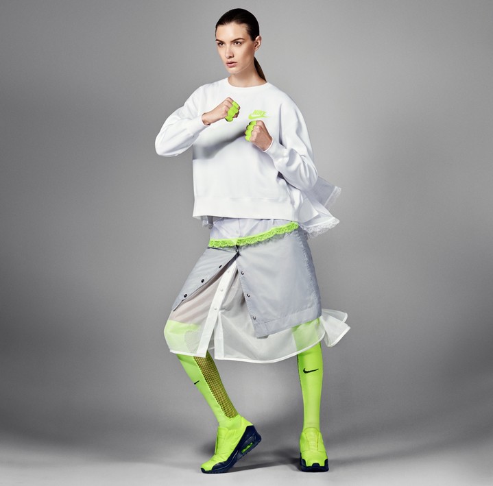 NikeLab и Sacai представили совместную летнюю коллекцию NikeLab и Sacai представили совместную летнюю коллекцию