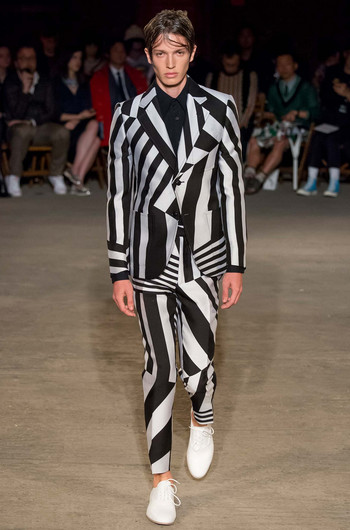 Alexander McQueen весна-2016: мужская коллекция Alexander McQueen весна-2016: мужская коллекция