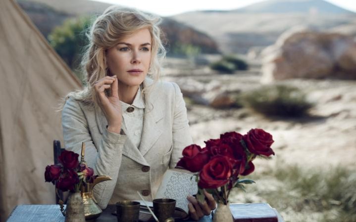 Инъекции или ретушь: «застывшая» Николь Кидман на обложке Vogue Инъекции или ретушь: «застывшая» Николь Кидман на обложке Vogue