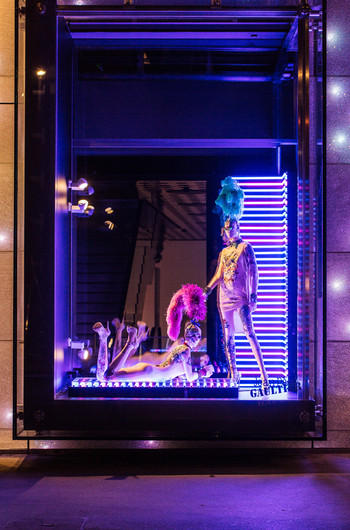 Инсталляции Жан-Поля Готье в магазинах Swarovski Kristallwelten