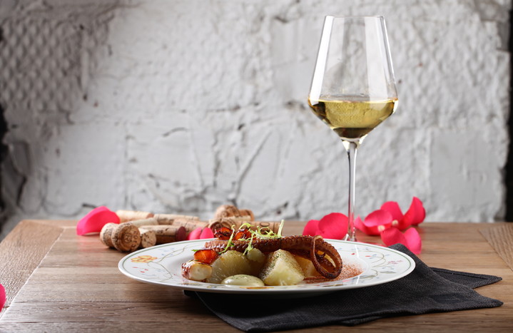 Праздничное меню в Touche’ Wine Bar&Kitchen Праздничное меню в Touche’ Wine Bar&Kitchen
