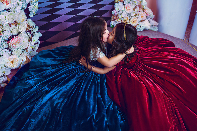 Юные принцессы: дом моды Bibiona Haute Couture выпустил первый лукбук Юные принцессы: дом моды Bibiona Haute Couture выпустил первый лукбук