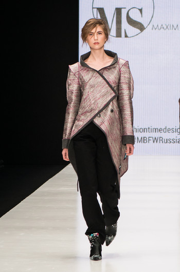 FashionTime Designers представил коллекции российских дизайнеров на MBFW Russia FashionTime Designers представил коллекции российских дизайнеров на MBFW Russia