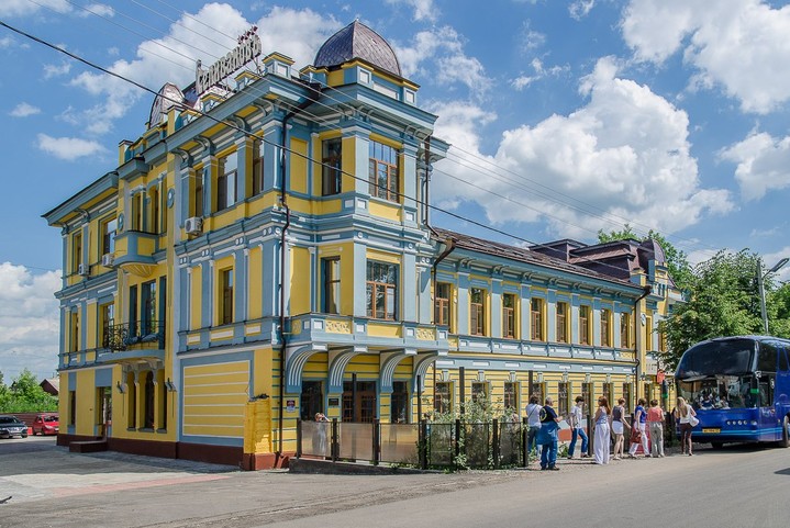 «Селивановъ», город Ростов Великий