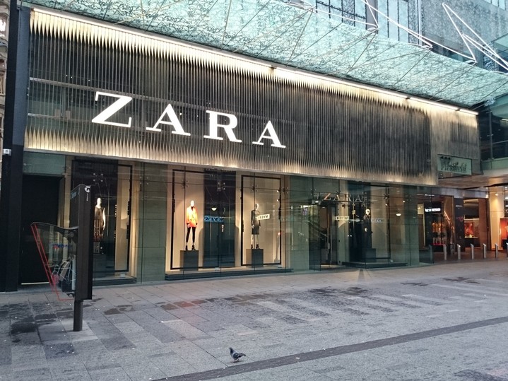 Весь мир неверно произносит название компании Zara