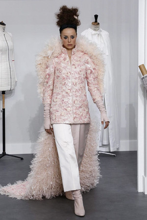 Все, что нужно знать о показе Chanel Couture осень-зима 16/17 Все, что нужно знать о показе Chanel Couture осень-зима 16/17