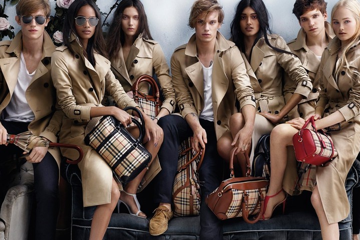 Кристофер Бейли покидает пост генерального директора Burberry Кристофер Бейли покидает пост генерального директора Burberry