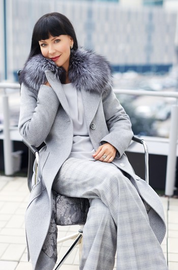 Нонна Гришаева представила пальто с подогревом от марки Pompa