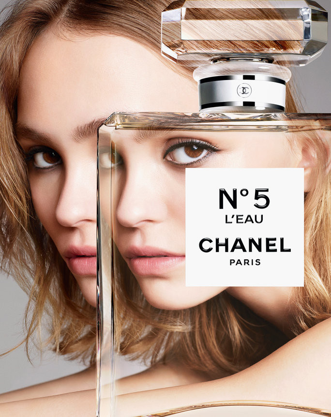 Chanel представило новое рекламное видео с Лили-Роуз Депп