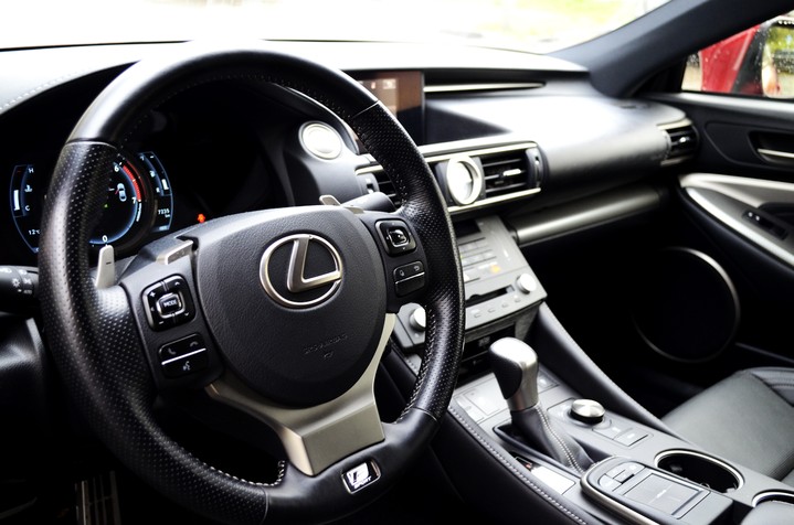 Lexus RC 200t: тест-драйв FashionTime.ru Lexus RC 200t: тест-драйв FashionTime.ru