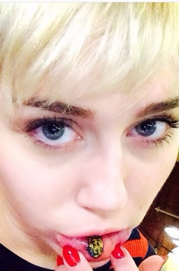 Instagram @mileycyrus Instagram @mileycyrus