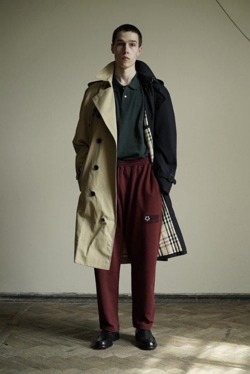 Гоша Рубчинский показал коллаборацию с Burberry Гоша Рубчинский показал коллаборацию с Burberry