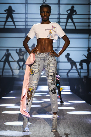 Неделя моды в Нью-Йорке: дерзкая коллекция Philipp Plein весна-лето 2018 Неделя моды в Нью-Йорке: дерзкая коллекция Philipp Plein весна-лето 2018