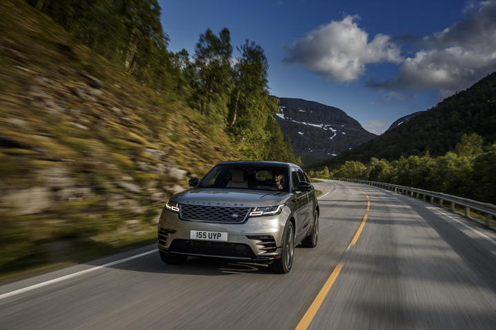 Cтартовали продажи Range Rover Velar Cтартовали продажи Range Rover Velar