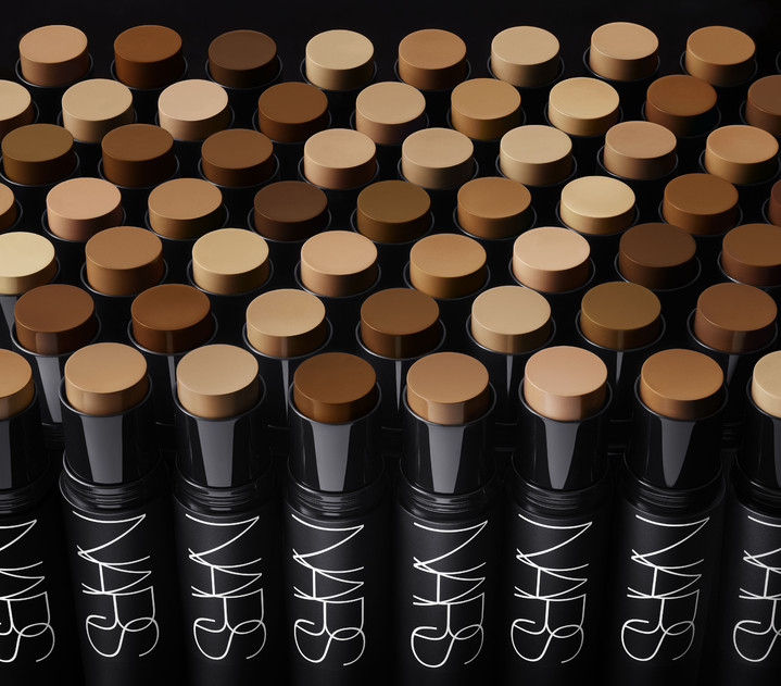 Новинка недели: тональный стик Nars Новинка недели: тональный стик Nars