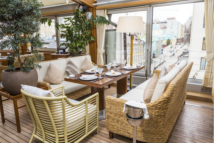 веранда в Rose Bar веранда в Rose Bar