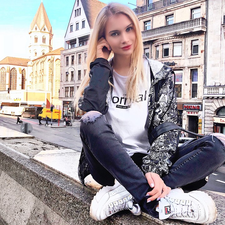 Лисса Авеми Лисса Авеми