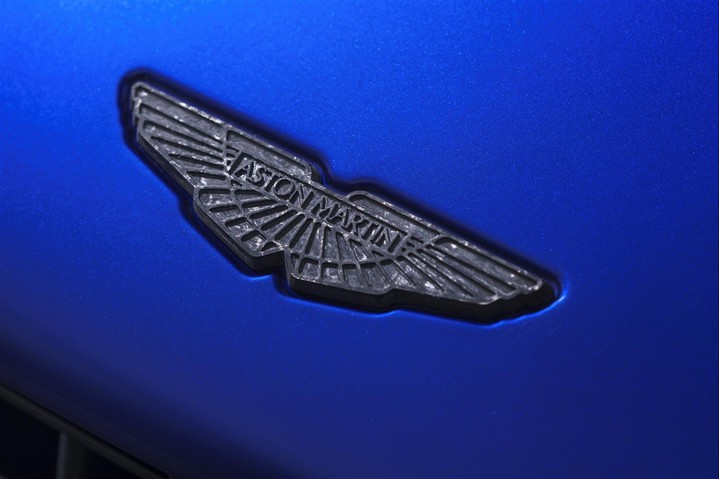 Логотип Aston Martin Логотип Aston Martin